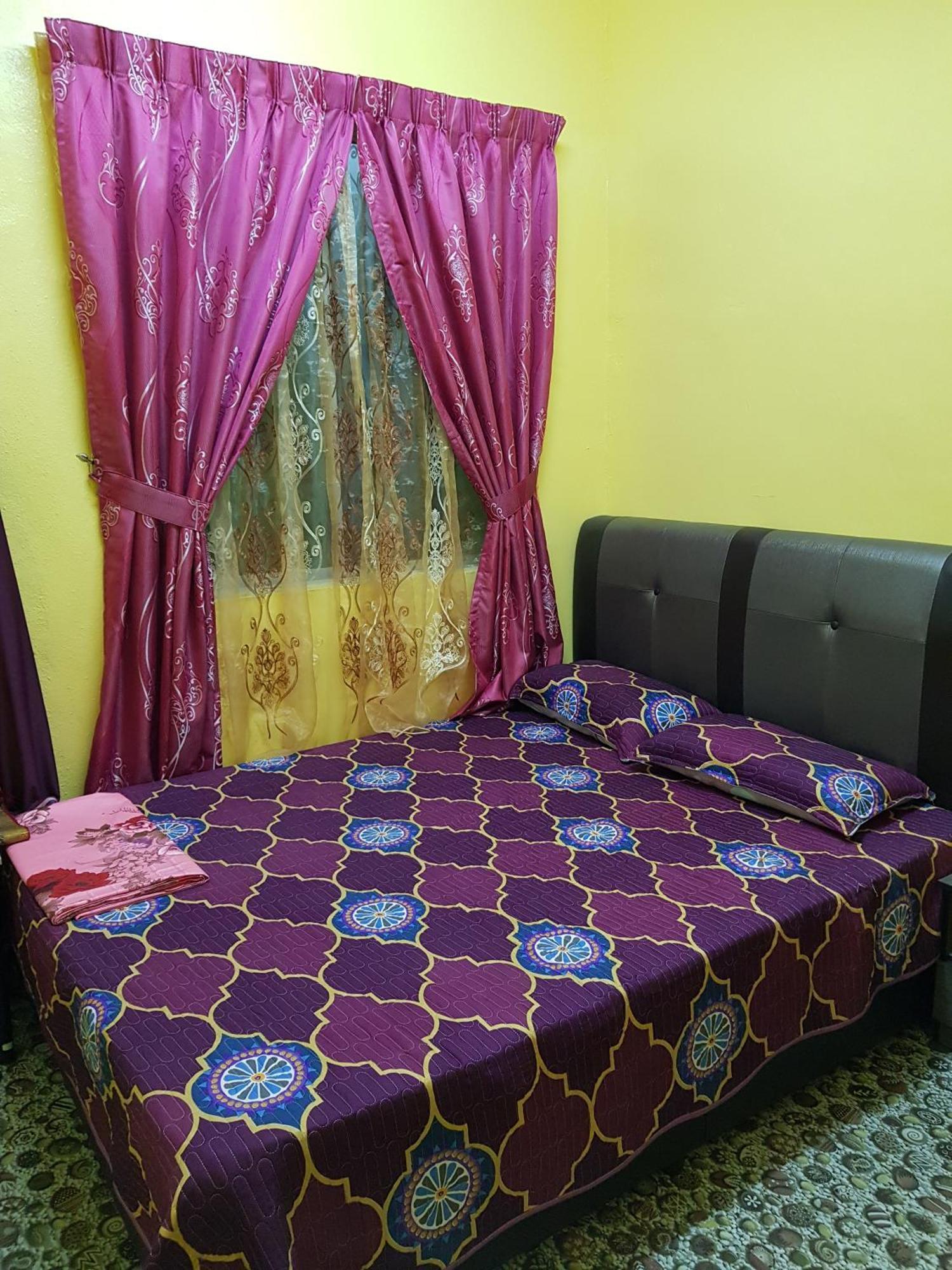 Homestay Che Kiah Kuantan Zewnętrze zdjęcie